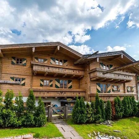 Chalets Berglehen Sankt Johann in Tirol Exterior photo